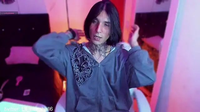 marshall  k online show from December 21, 10:06 pm