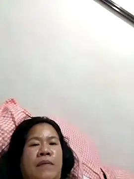 AsianbouncieGIRL online show from May 15, 11:01 pm