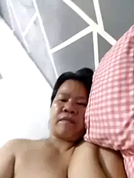AsianbouncieGIRL online show from July 20, 11:51 pm
