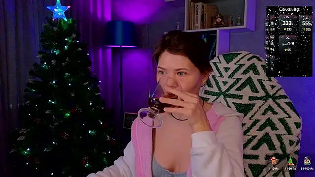 Snapshot of MyLittleGali chatting on January 12, 4:00 am MyLittleGali online show from January 12, 4:00 am