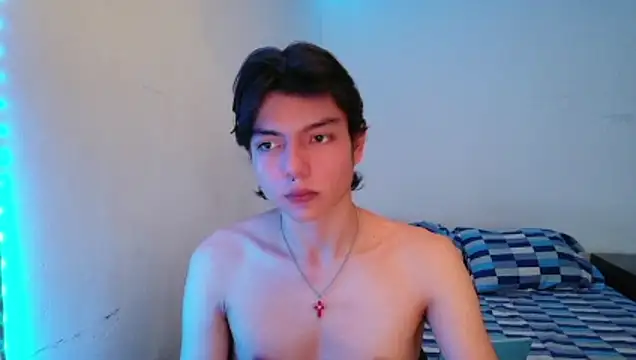 alandelrey57 online show from April 10, 11:15 am