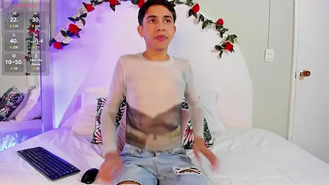 Snapshot of JoshuaSanzz chatting on September 26, 4:49 am JoshuaSanzz online show from September 26, 4:49 am