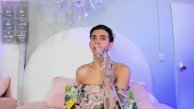 Snapshot of JoshuaSanzz chatting on October 28, 3:32 am JoshuaSanzz online show from October 28, 3:32 am