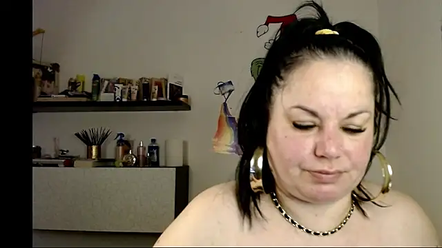 andreea2011 online show from February 28, 8:04 am