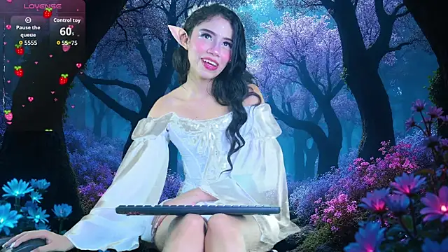 Snapshot of SammyJhuls chatting on December 4, 12:25 pm SammyJhuls online show from December 4, 12:25 pm