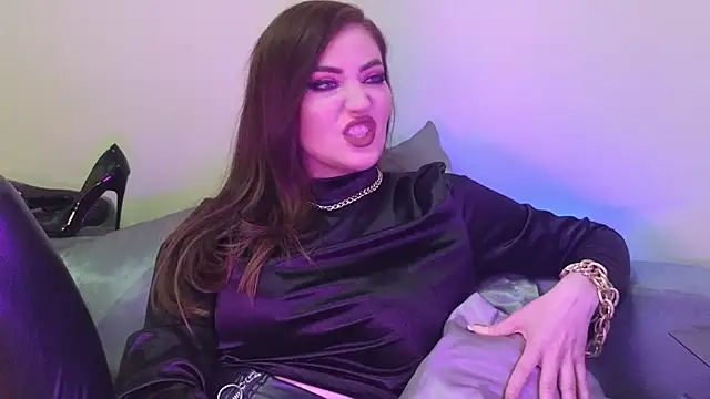 AliceJameson online show from October 18, 9:04 pm