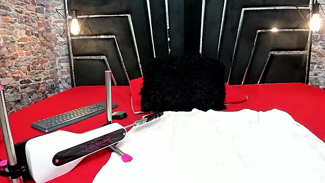 ALYANNA HOT  online show from October 23, 12:26 pm