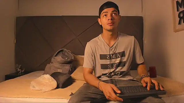 andrew colleman online show from September 11, 2:44 am