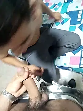 andrew colleman online show from April 13, 7:14 am