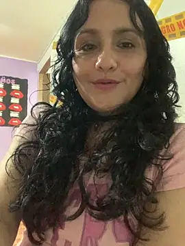 Snapshot of kataleya_29 chatting on November 24, 8:41 pm kataleya 29 online show from November 24, 8:41 pm