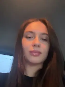 Snapshot of Ashley-Evans chatting on December 3, 1:10 pm Ashley-Evans online show from December 3, 1:10 pm