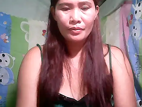 Snapshot of Juicy_69xx chatting on October 25, 12:02 pm Juicy 69xx online show from October 25, 12:02 pm