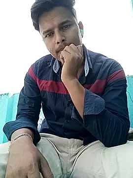 Snapshot of Asish_007 chatting on November 13, 4:22 am Asish 007 online show from November 13, 4:22 am