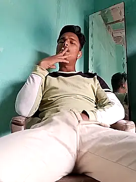 Snapshot of Asish_007 chatting on November 15, 8:44 am Asish 007 online show from November 15, 8:44 am