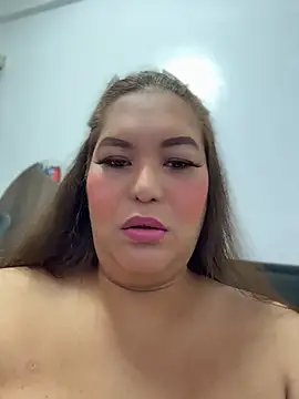 ashleygrahamts online show from June 4, 11:16 am