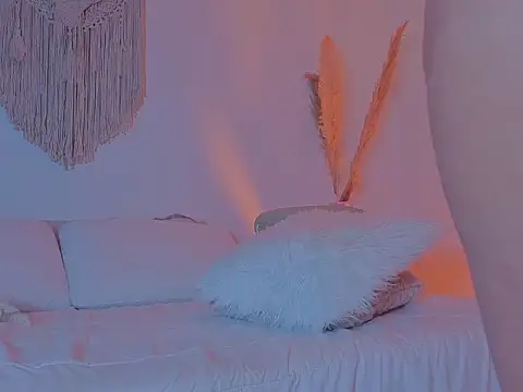 Alice-Benette online show from January 16, 1:53 am