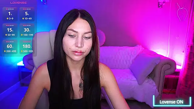 EliseVelour online show from October 24, 12:45 pm