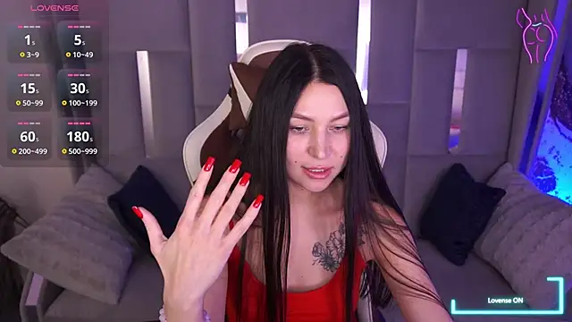 EliseVelour online show from December 20, 1:51 pm