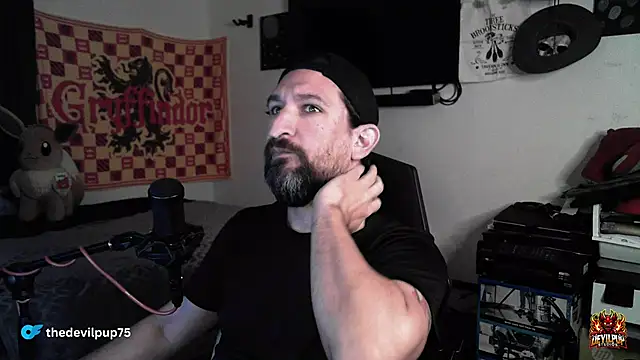 DevilPup75  online show from January 16, 11:58 am