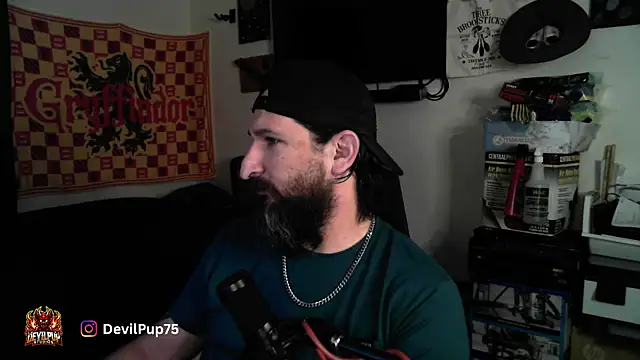 DevilPup75  online show from April 8, 3:17 am