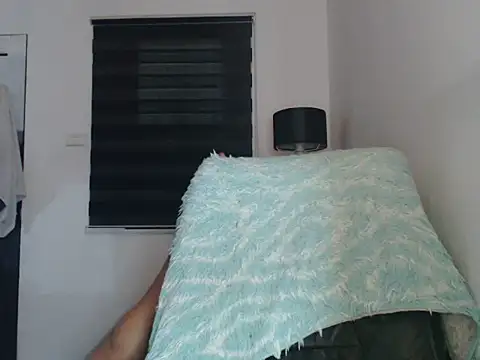 Snapshot of Asian_gregor chatting on August 3, 4:00 am Asian gregor online show from August 3, 4:00 am
