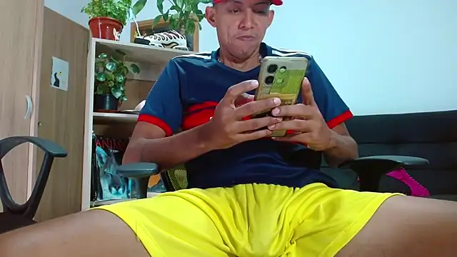 skinny23cm online show from November 26, 8:43 pm