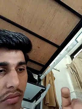 Snapshot of HarryChoudhary21 chatting on November 16, 6:52 am HarryChoudhary21 online show from November 16, 6:52 am