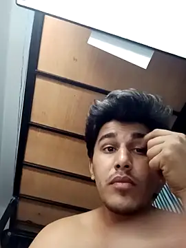 HarryChoudhary21 online show from April 17, 7:28 pm