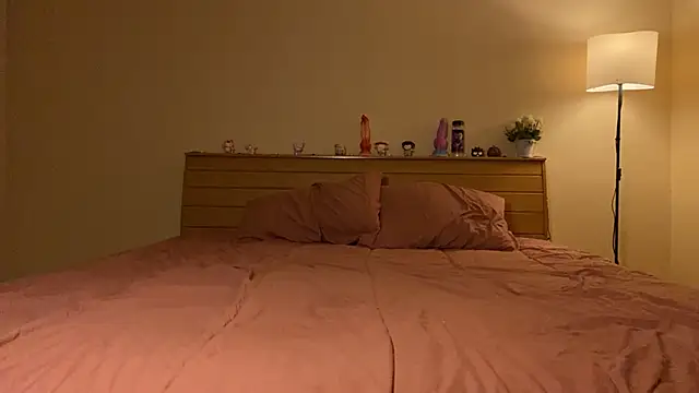 KellyTwink online show from October 30, 4:41 pm