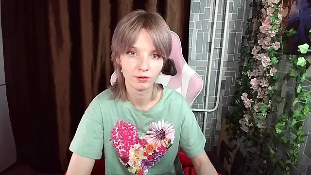 Madelaineses online show from April 26, 4:04 pm