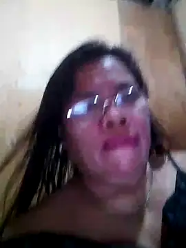 Snapshot of Huge_mama69 chatting on September 14, 3:00 pm Huge mama69 online show from September 14, 3:00 pm