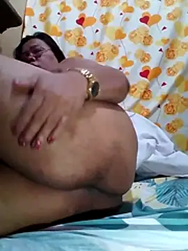 Huge mama69 online show from March 29, 1:44 pm