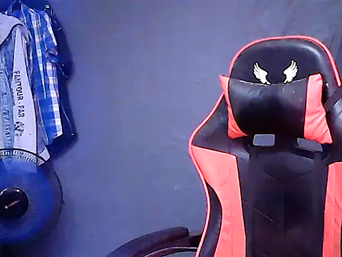 sweet sexyasian69 online show from March 30, 12:22 am