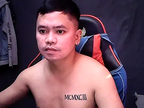 sweet sexyasian69 online show from April 15, 11:05 pm