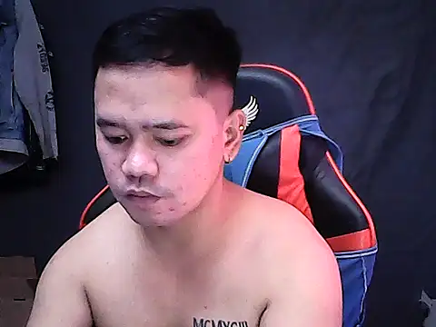 sweet sexyasian69 online show from April 17, 7:11 am