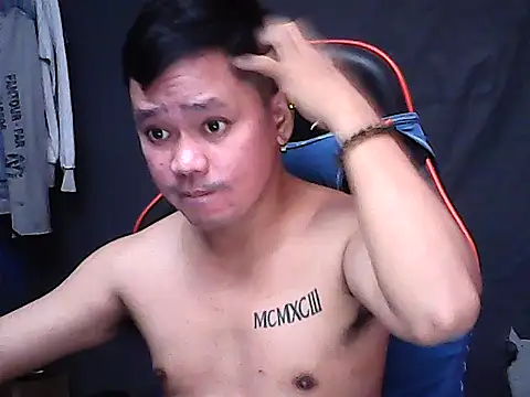 Snapshot of sweet_sexyasian69 chatting on April 21, 12:56 am sweet sexyasian69 online show from April 21, 12:56 am