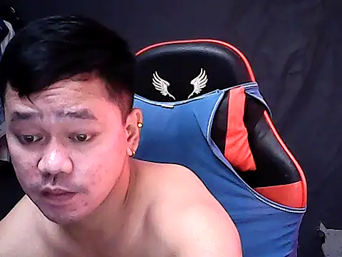 Snapshot of sweet_sexyasian69 chatting on April 27, 10:08 pm sweet sexyasian69 online show from April 27, 10:08 pm