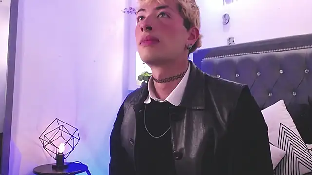 OzorioDany online show from September 18, 3:41 am