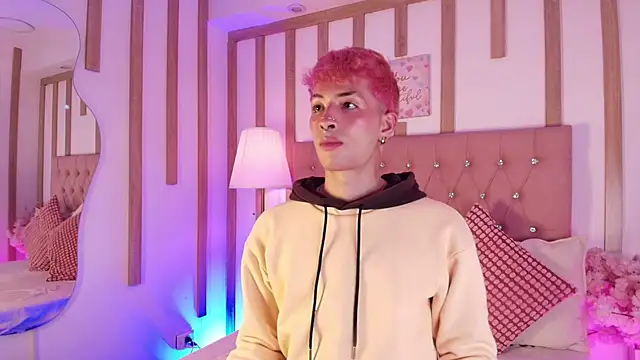 OzorioDany online show from April 8, 4:01 am