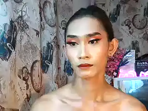 Snapshot of youarea_dreamer chatting on November 3, 7:04 pm youarea dreamer online show from November 3, 7:04 pm