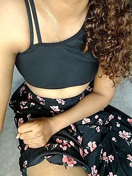 Tamilpallavi online show from February 19, 5:53 pm