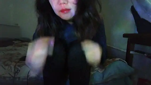 sakuradelreina online show from December 17, 4:18 am