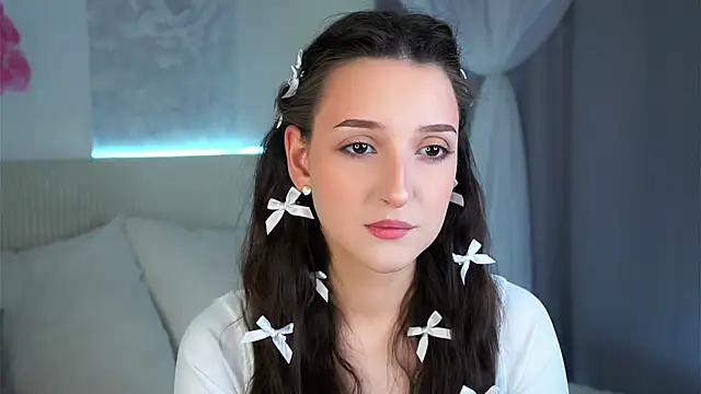 FalineBeacher online show from March 6, 1:24 am