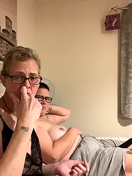 Curvy-Jinx online show from November 27, 10:34 pm