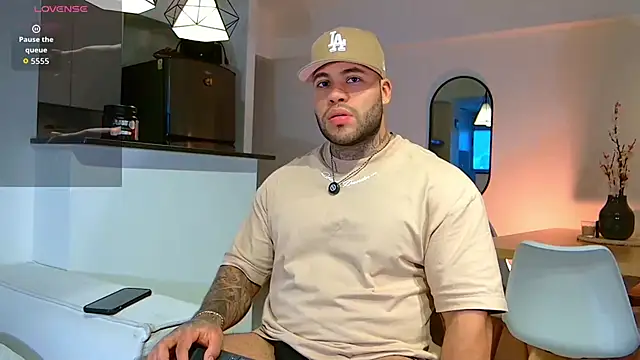 Snapshot of Michael_Salens chatting on October 17, 10:12 pm Michael Salens online show from October 17, 10:12 pm