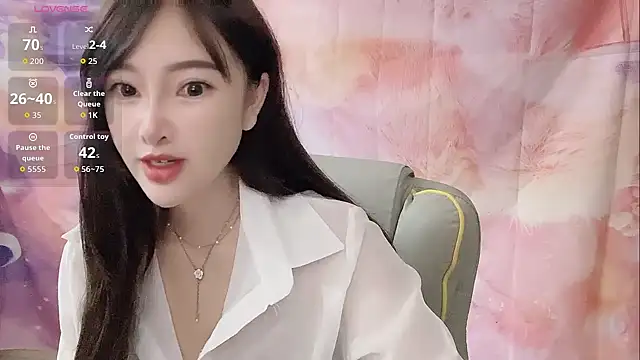 Crush-7ii online show from November 6, 11:59 pm