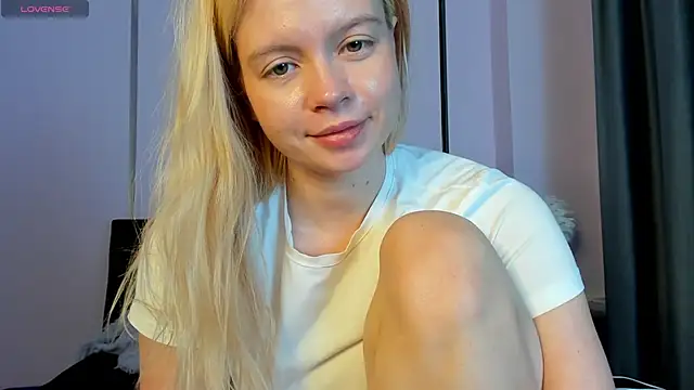 AlisaGoldie online show from September 28, 5:29 pm