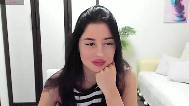 Snapshot of meowallen chatting on October 10, 1:32 pm meowallen online show from October 10, 1:32 pm