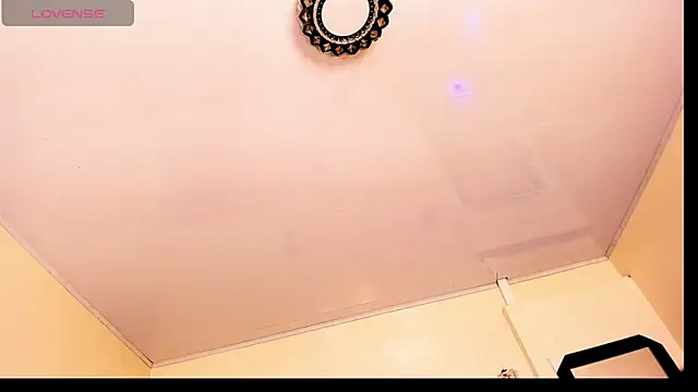 Rossedewitt  online show from December 15, 11:14 am