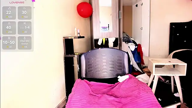 Rossedewitt  online show from February 15, 7:21 pm